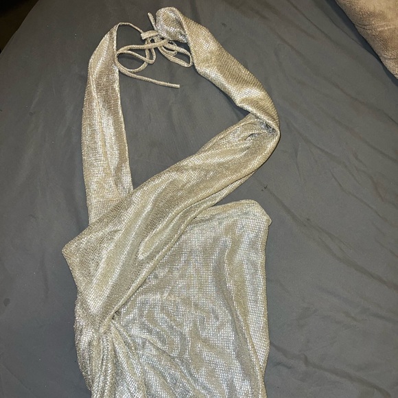 SCK The Label Silver Multi-way Backless Dress - Picture 4 of 5